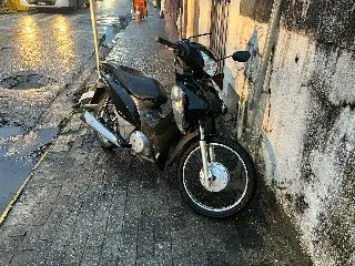 Acidente na Primeiro de Maio deixa mulher ferida - 2
