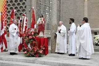 Sagrado Coração de Jesus é celebrado com missa solene - 7
