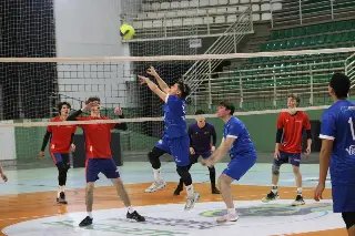Comunitários: vôlei masculino teve estreia nesta quinta-feira (3) - 8