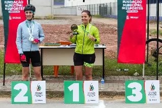 Jacobs Agita o Fim de Semana com Disputas no Tênis e Mountain Bike - 5