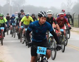 Jacobs Agita o Fim de Semana com Disputas no Tênis e Mountain Bike - 8