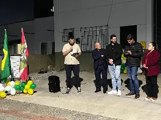 Rua Paulo VI é pavimentada e ganha nova infraestrutura no Santa Rita - 3