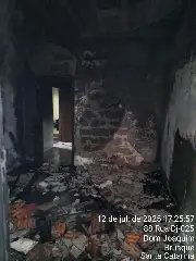 Incêndio atinge quitinete e deixa jovem ferido por inalação de fumaça  - 1