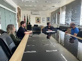 Brusque oficializa restauração do avião da FAB no Parque Leopoldo Moritz - 2