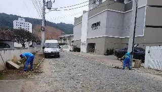Santa Terezinha e Santa Rita recebem equipes de limpeza de boca de lobo - 3