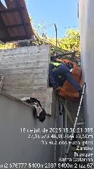 Mulher fica ferida após trator cair de barranco em Brusque - 6