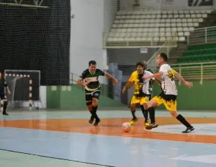 Grandes duelos marcaram a semana nos Comunitários - 3