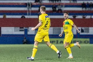 Brusque vacila em casa e perde para o Retrô por 2 a 1  - 3