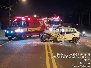 Bombeiros detalham acidente grave na Rodovia Ivo Silveira  - 3
