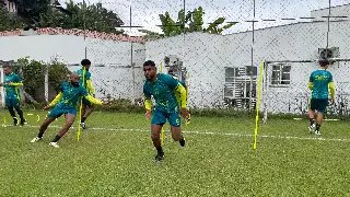 Brusque FC realiza treino com foco físico e ajustes táticos - 1