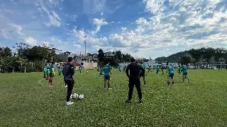 Brusque FC realiza treino apronto com foco em bolas paradas - 2