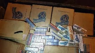 Polícia persegue e apreende caminhão com 7 toneladas de camarão e cigarros - 1