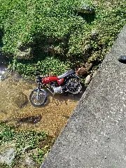 Motociclista se fere ao cair de ponte no bairro São Pedro - 1