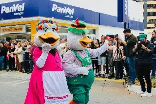 Desfile cívico celebra os 165 anos de Brusque com memória e cuca gigante - 17