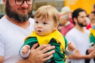 Desfile cívico celebra os 165 anos de Brusque com memória e cuca gigante - 6