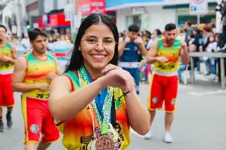 Desfile cívico celebra os 165 anos de Brusque com memória e cuca gigante - 9