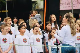 Desfile cívico celebra os 165 anos de Brusque com memória e cuca gigante - 25