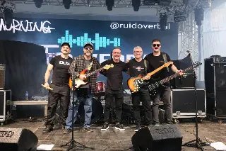O som que conecta gerações no Rock na Praça - 15