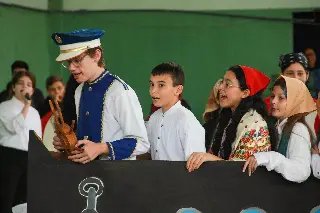 Escola Cívico-Militar Paquetá celebra imigração italiana e os 165 anos da cidade - 14