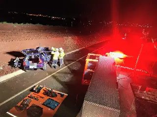 Motorista morre após bater de frente com carreta - 3