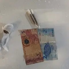Abordagem revela drogas com adolescente no Azambuja - 2