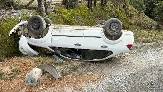 (VÍDEO) Carro fica sem freios e capota, em Botuverá - 4