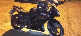 Acidente na Ivo Silveira deixa duas pessoas feridas em Brusque - 3