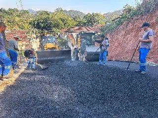 Apesar de desafios, programa de Pavimentação Comunitária finaliza mais uma via - 2