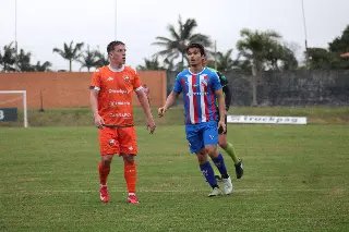 Renaux arranca empate contra o Camboriú e leva decisão para o Augusto Bauer - 1