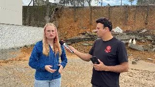 (VÍDEO) Moradores cobram solução após muro de 6 metros desabar em condomínio - 8