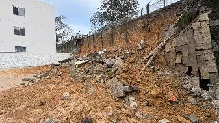 (VÍDEO) Moradores cobram solução após muro de 6 metros desabar em condomínio - 3