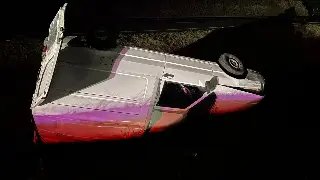 Capotou na BR-470 e saiu andando com apenas um arranhão - 3