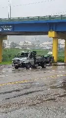 Colisão entre caminhões deixa homem ferido na Beira Rio - 1