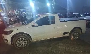 Motociclista sem habilitação sofre fratura em acidente com carro - 1