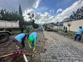 Via de paralelepípedo no Jardim Maluche passa por revitalização - 4