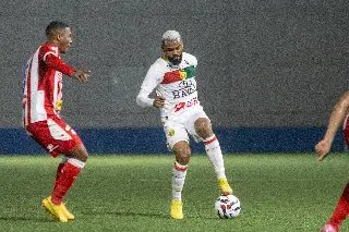 Náutico segura pressão e vence o Brusque no Augusto Bauer - 1