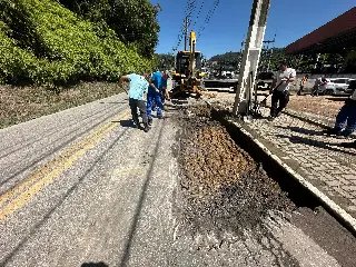 Reparos nas ruas do município começam em ritmo acelerado após chuvas - 1