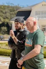 Luciano Hang recebe Zé Felipe em Brusque para gravação de comercial da Havan - 1