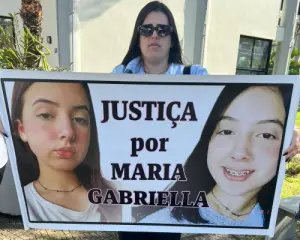 Condenado jovem de 23 anos que matou namorada de 15 a facadas - 1