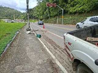 (VIDEO) Veículo da Prefeitura de Brusque se envolve em acidente - 3