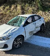 Grave acidente entre caminhão, van e carro deixa feridos em SC - 2