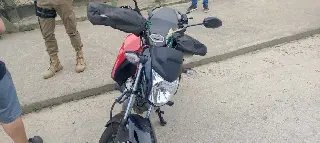 (VÍDEO) Acidente entre carro e moto deixa motociclista ferido no Rio Branco - 5