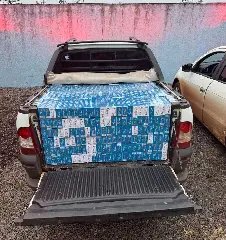 PM encontra 13,5 mil maços de cigarros em motel desativado - 3