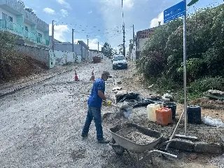 Calçamentos de três vias no Cedrinho são recuperados - 2