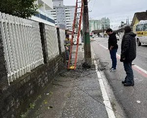 Empresas de telefonia são notificadas por fios irregulares - 1