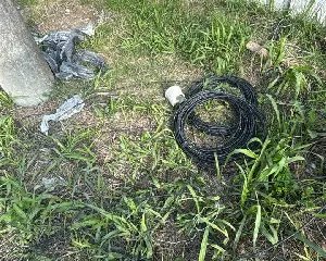 Empresas de telefonia são notificadas por fios irregulares - 3