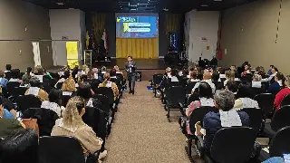 Brusque recebe especialista de Sobral para troca de experiências em educação - 2