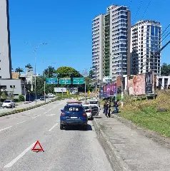 Motociclista fica ferido em colisão no Centro - 1