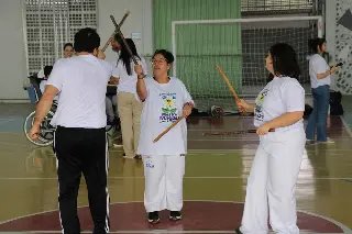Apae Brusque celebra 25 anos de capoeira especial na entidade - 2
