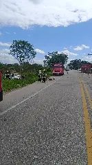 Grave colisão entre carro e caminhão termina em morte na Jorge Lacerda  - 2